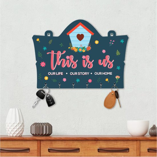 Wooden 'This is Us' Keyholder